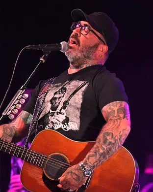 Aaron Lewis And The Stateliners Durant