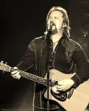 Travis Tritt Durant